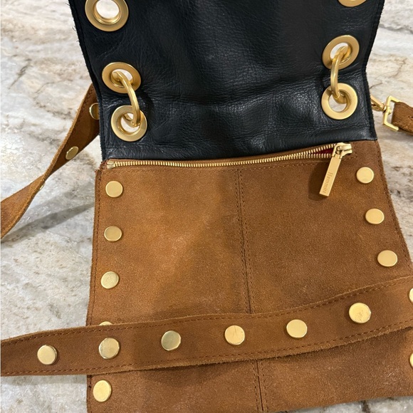 Stunning Hammitt medium black and brown brown distressed leather gold hardware - Picture 8 of 11